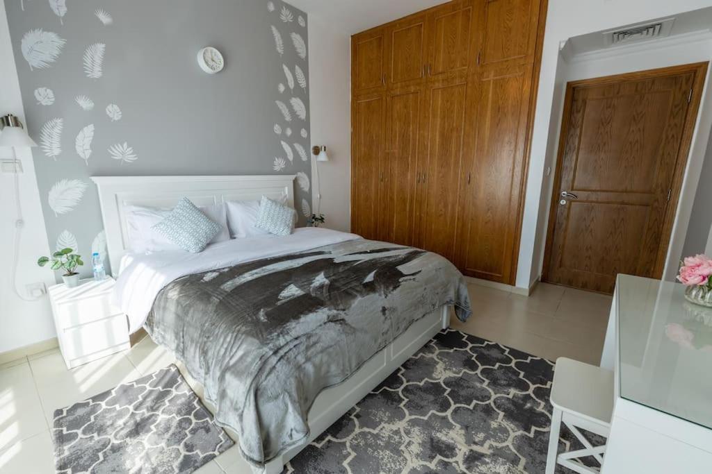 Supurb 2 Bed Front *